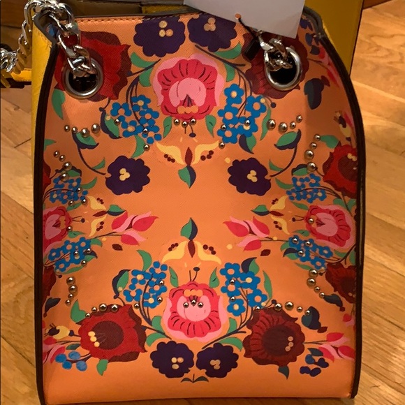 NWT hand painted studded structured leather bag - Picture 2 of 5